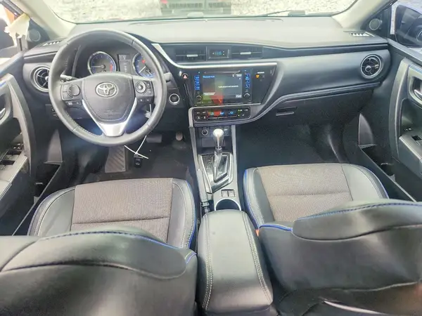 2T1BURHE8HC847643 2017 TOYOTA COROLLA - Image 8