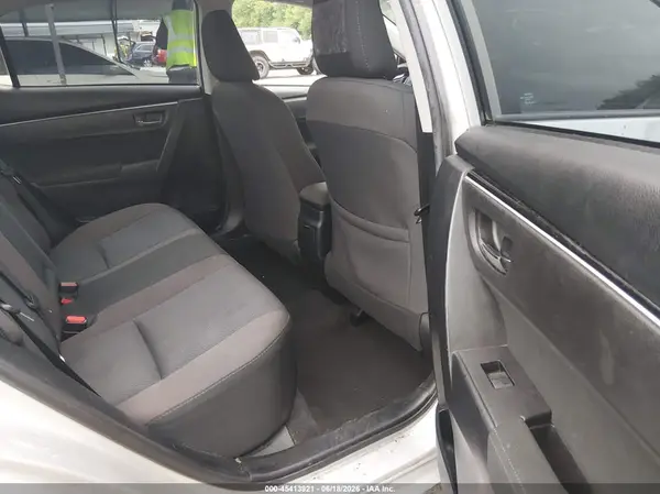 2T1BURHE8HC850137 2017 TOYOTA COROLLA - Image 8