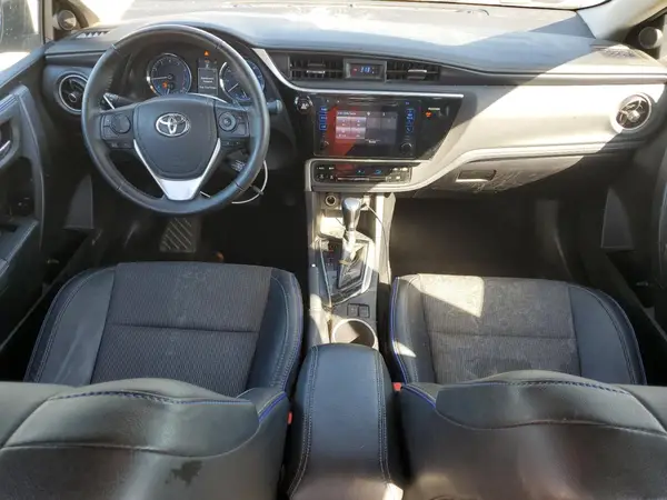 2T1BURHE8HC852275 2017 TOYOTA COROLLA - Image 8