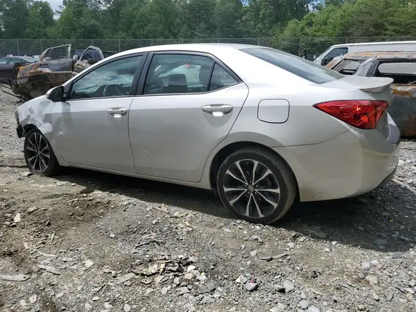 2T1BURHE8HC858156 2017 TOYOTA COROLLA - Image 2