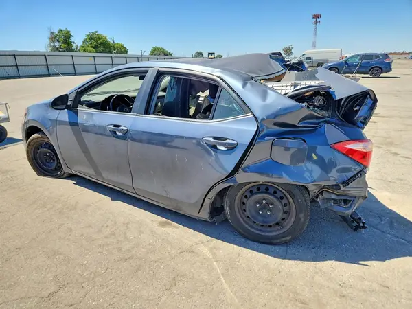 2T1BURHE8HC861767 2017 TOYOTA COROLLA - Image 2