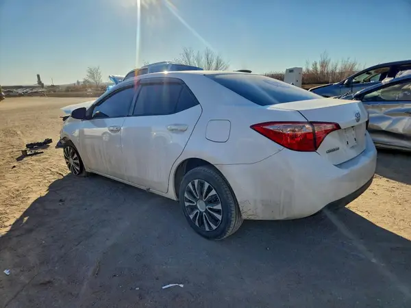 2T1BURHE8HC861882 2017 TOYOTA COROLLA - Image 2