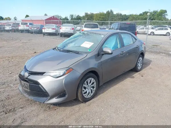 2T1BURHE8HC863406 2017 TOYOTA COROLLA - Image 2