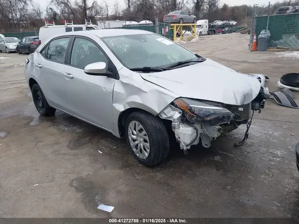 2T1BURHE8HC867813 2017 TOYOTA COROLLA - Image 1