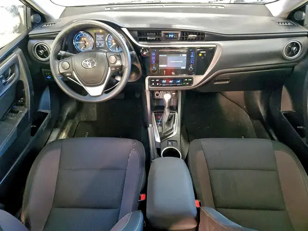 2T1BURHE8HC868864 2017 TOYOTA COROLLA - Image 8