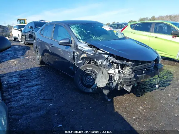 2T1BURHE8HC875619 2017 TOYOTA COROLLA - Image 1