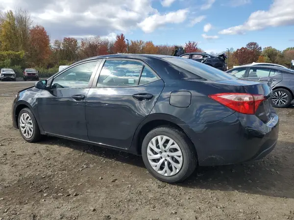 2T1BURHE8HC875829 2017 TOYOTA COROLLA - Image 2