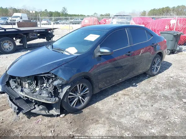 2T1BURHE8HC879069 2017 TOYOTA COROLLA - Image 2