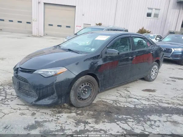 2T1BURHE8HC880190 2017 TOYOTA COROLLA - Image 2