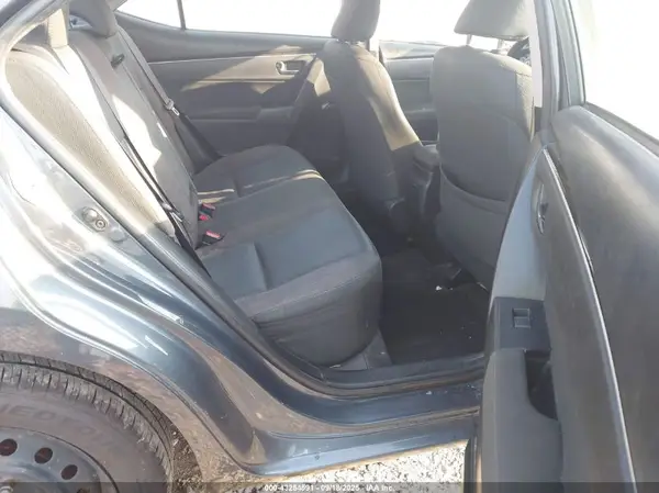 2T1BURHE8HC882831 2017 TOYOTA COROLLA - Image 8