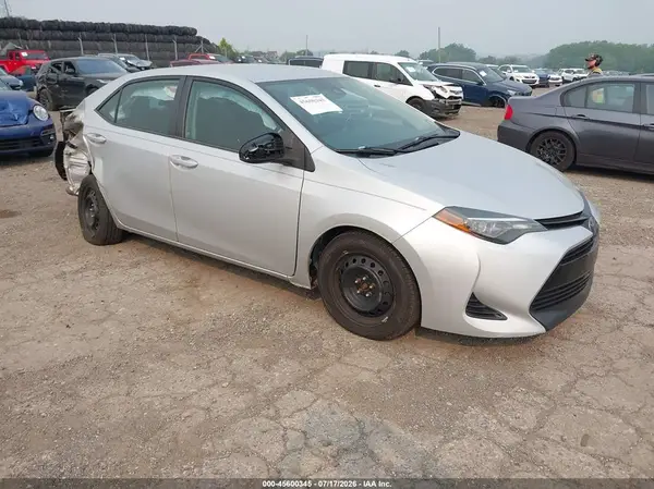 2T1BURHE8HC884305 2017 TOYOTA COROLLA - Image 1