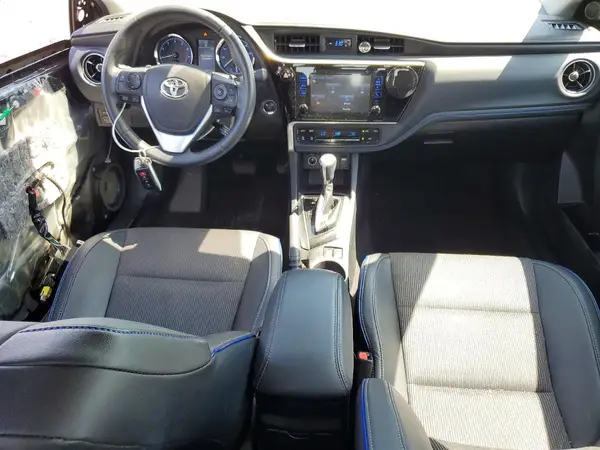 2T1BURHE8HC885518 2017 TOYOTA COROLLA - Image 8