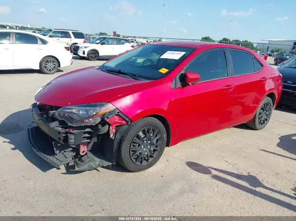 2T1BURHE8HC888872 2017 TOYOTA COROLLA - Image 2