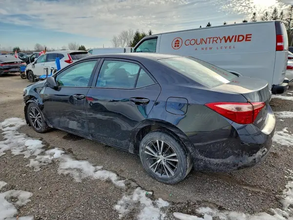 2T1BURHE8HC889861 2017 TOYOTA COROLLA - Image 2