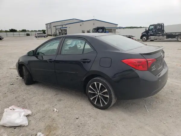 2T1BURHE8HC905802 2017 TOYOTA COROLLA - Image 2