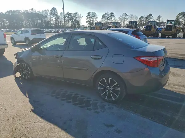 2T1BURHE8HC908196 2017 TOYOTA COROLLA - Image 2