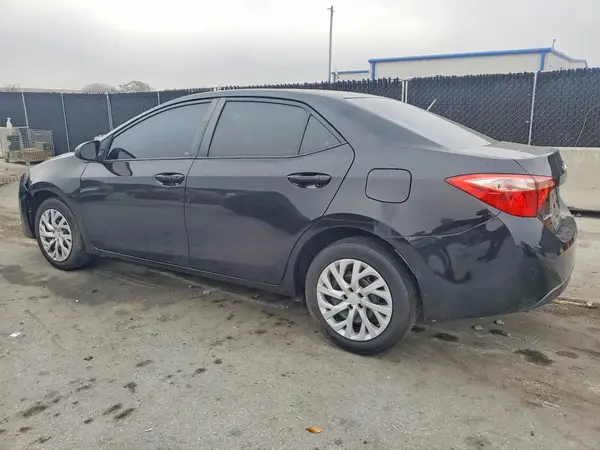 2T1BURHE8HC909364 2017 TOYOTA COROLLA - Image 2