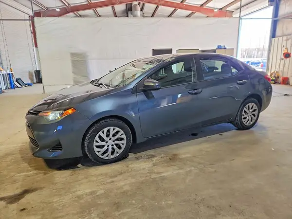 2T1BURHE8HC912331 2017 TOYOTA COROLLA - Image 1