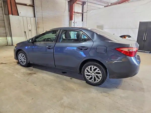 2T1BURHE8HC912331 2017 TOYOTA COROLLA - Image 2