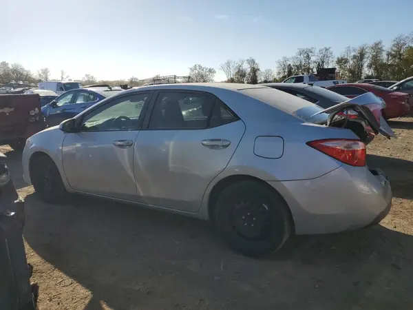 2T1BURHE8HC918727 2017 TOYOTA COROLLA - Image 2