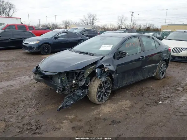 2T1BURHE8HC921787 2017 TOYOTA COROLLA - Image 2