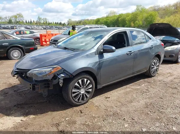 2T1BURHE8HC927766 2017 TOYOTA COROLLA - Image 2
