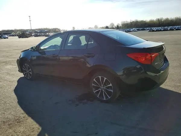2T1BURHE8HC939464 2017 TOYOTA COROLLA - Image 2