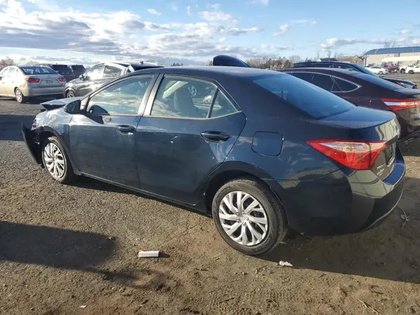 2T1BURHE8HC940582 2017 TOYOTA COROLLA - Image 2