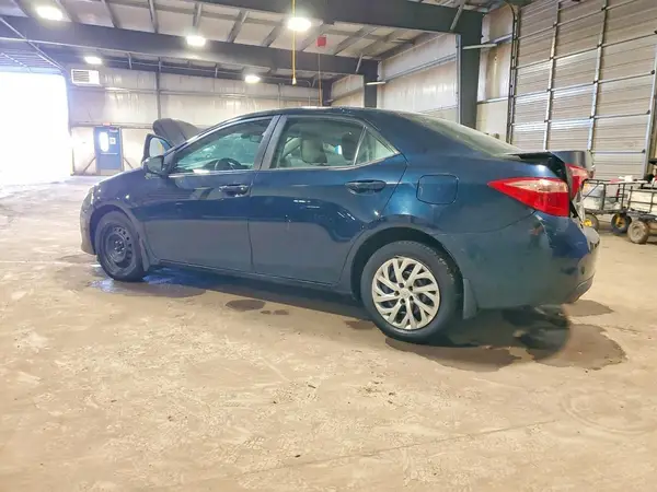 2T1BURHE8HC941084 2017 TOYOTA COROLLA - Image 2