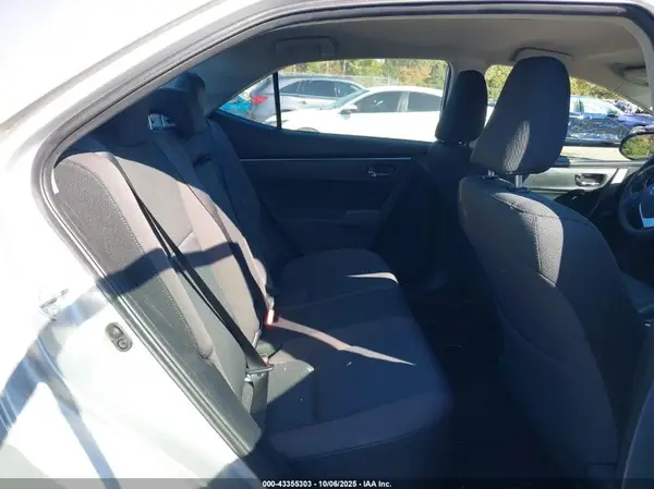 2T1BURHE8HC944146 2017 TOYOTA COROLLA - Image 8