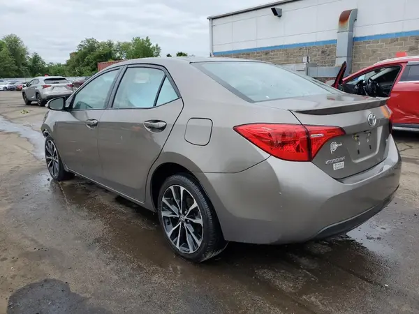 2T1BURHE8HC945040 2017 TOYOTA COROLLA - Image 2