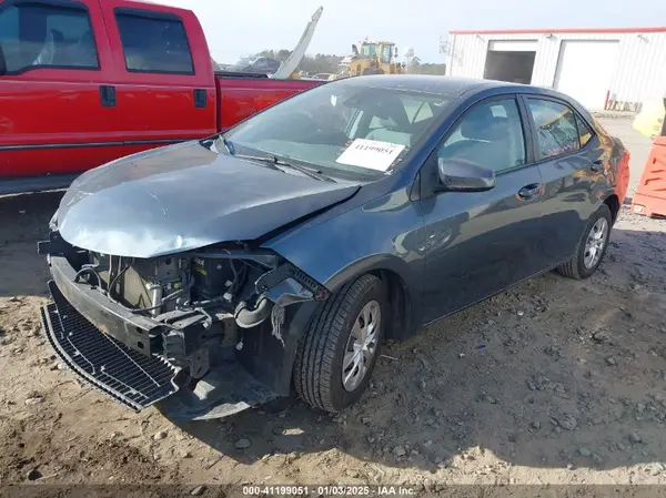 2T1BURHE8HC955423 2017 TOYOTA COROLLA - Image 2