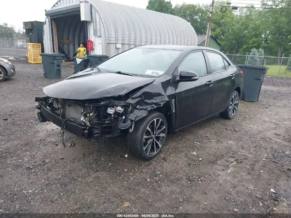 2T1BURHE8HC956216 2017 TOYOTA COROLLA - Image 2