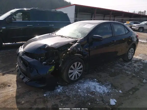 2T1BURHE8HC956412 2017 TOYOTA COROLLA - Image 2