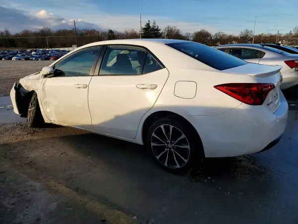 2T1BURHE8HC956684 2017 TOYOTA COROLLA - Image 2