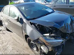 2T1BURHE8JC002085 2018 TOYOTA COROLLA