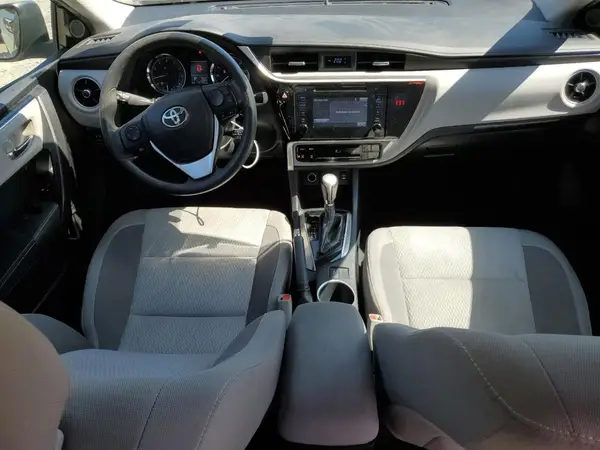 2T1BURHE8JC003754 2018 TOYOTA COROLLA - Image 8