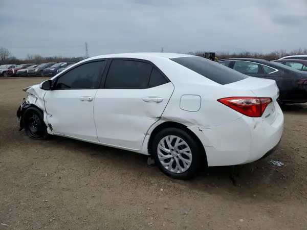 2T1BURHE8JC004919 2018 TOYOTA COROLLA - Image 2