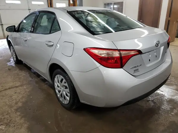 2T1BURHE8JC007870 2018 TOYOTA COROLLA - Image 2