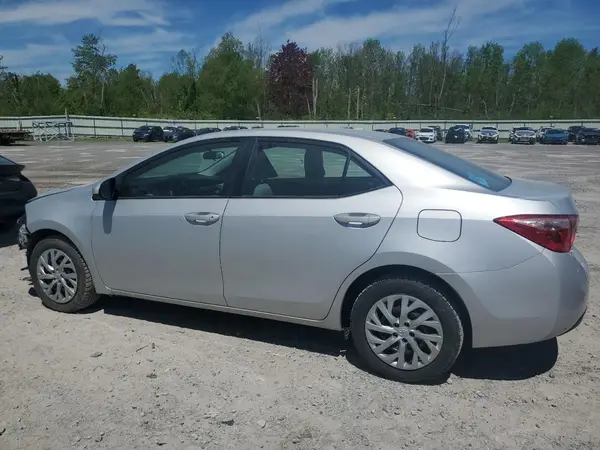 2T1BURHE8JC008369 2018 TOYOTA COROLLA - Image 2