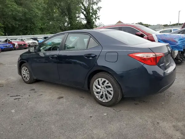 2T1BURHE8JC009957 2018 TOYOTA COROLLA - Image 2