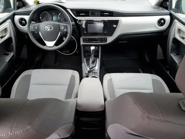 2T1BURHE8JC009957 2018 TOYOTA COROLLA - Image 8