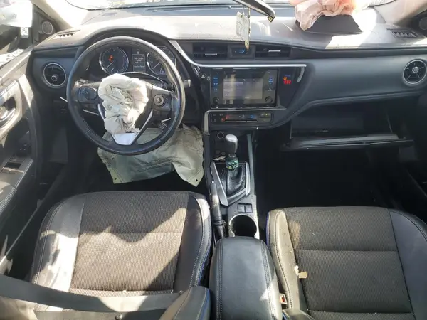 2T1BURHE8JC010946 2018 TOYOTA COROLLA - Image 8