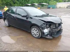 2T1BURHE8JC014625 2018 TOYOTA COROLLA