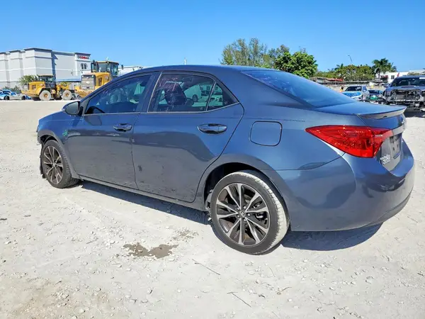 2T1BURHE8JC015550 2018 TOYOTA COROLLA - Image 2