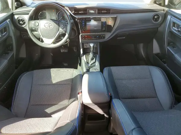 2T1BURHE8JC015550 2018 TOYOTA COROLLA - Image 8