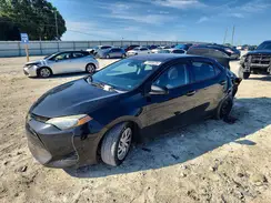 2T1BURHE8JC015810 2018 TOYOTA COROLLA