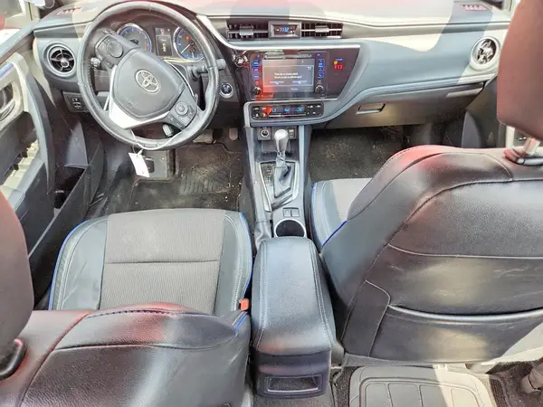 2T1BURHE8JC020523 2018 TOYOTA COROLLA - Image 8