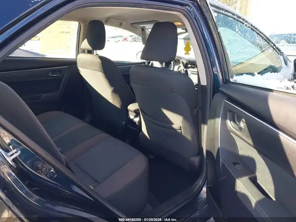 2T1BURHE8JC020618 2018 TOYOTA COROLLA - Image 8