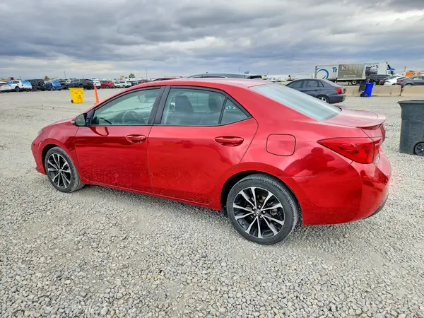 2T1BURHE8JC021106 2018 TOYOTA COROLLA - Image 2